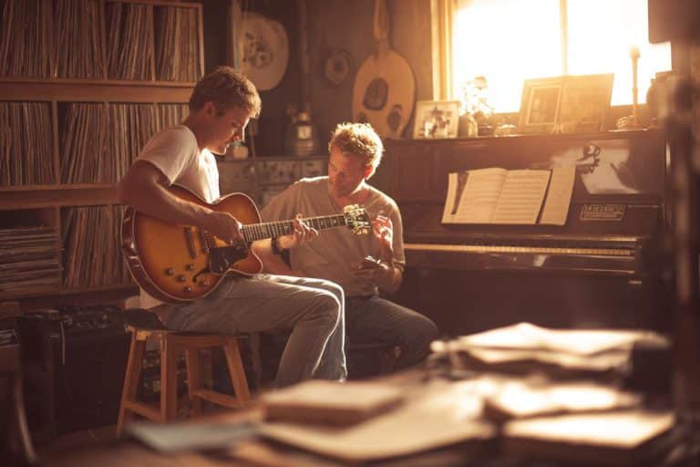 harmonia guitarra aprimora musica